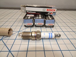 Bosch 6704 Spark Plug Platinum HR8LPP30U Set of 4 Plugs - £12.92 GBP
