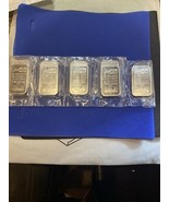 Five Johnson Matthey 1oz Silver Bars in Plastic - €220,72 EUR