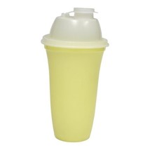 Vintage Tupperware Shaker Cup Yellow Quick  Container 844-9 w/ Sheer Top 564-2 - £6.00 GBP