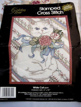 Golden Bee Picture Counted Cross Stitch Kit White Cat 8&quot; X 10&quot; Pink Flowers - £8.64 GBP