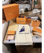 LOUIS VUITTON Boxes ,Dust Bags,envelopes,bags( ORIGINAL AND AUTHENTIC) - $3,262.10 MXN