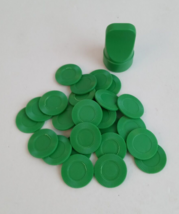 1991 Showdown Yahtzee replacement pieces Green chips 1 token - $4.84