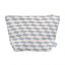 Dance Happy Designs Women's Esther Cosmetic Bag Size One Size - $656.77 MXN