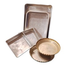 Vintage Aluminum Baking Pans, Cake, Lasagna, Pie Pans Lot Of 6 - £31.64 GBP