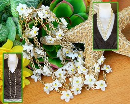 Vintage Daisy Daisies Flower Soft Plastic White Yellow Chain Necklace - £15.94 GBP