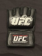 Ronda Rousey &amp; Miesha Tate Autographed Ufc Glove Strikeforce Wwe Jsa - £220.45 GBP