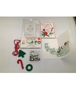 2 VINTAGE 1973 HOLIDAY &#39;CHRISTMAS  Pin KIT  NEW IN OPEN PACKAGE - $13.73 CAD