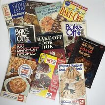 Vintage Pillsbury Recipe Booklet Mini Cookbook Product Advertising Bake ... - $18.45