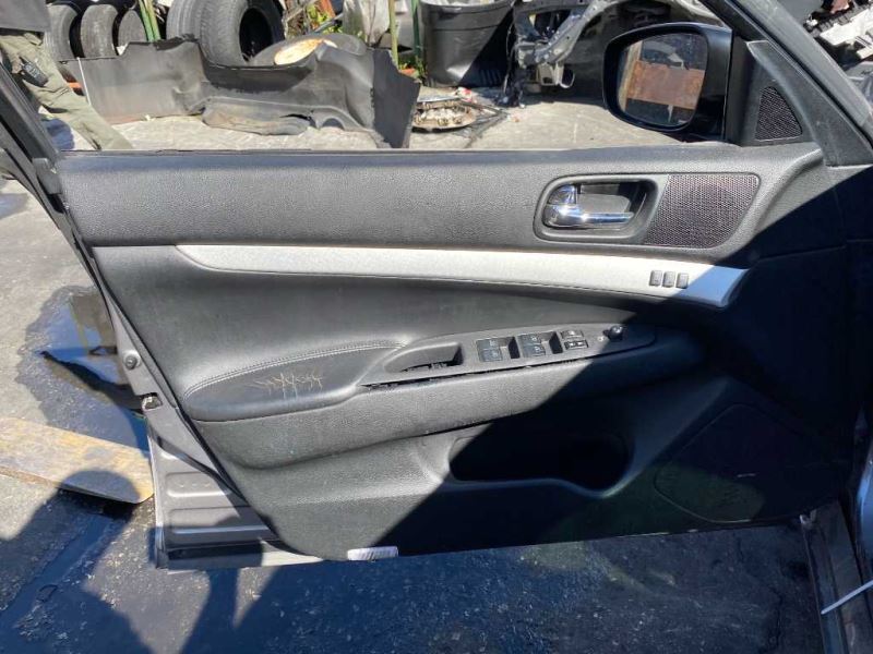 Primary image for G37       2009 Driver Front Door Trim Panel 548829