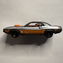 2023 Mattel Hot Wheels 1970 Dodge Challenger Hemi Hot Wheels Mopar FJX79 - $8.35 CAD