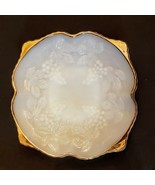 Anchor Hocking Grape Pattern Bowl VTG White Milk Glass Gold Edge Pedesta... - £11.70 GBP