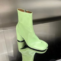 Tabi Split-toe Women Boots cream-colored Leather Buckle Chunky Block Heels Booti - £35.28 GBP