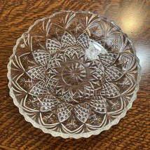 Vintage High Fan and Star Pattern Glass Bowl 5-1/2” - $9.46