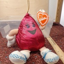 Hershey’s Valentines Candy Kiss Red Plush Vintage also can be Christmas ... - £8.20 GBP