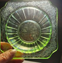 JEANETTE DEPRESSION URANIUM SQUARE CEREAL BOWL GREEN ADAM PATTERN image 4