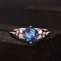 Natural Alexandrite Ring, Hexagon-Cut Alexandrite Ring 6MM, Gift For Her - £82.28 GBP