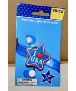 LED Patriotic Light Up Bracelet I Love USA Blinking Function NIB 269G - $2.89