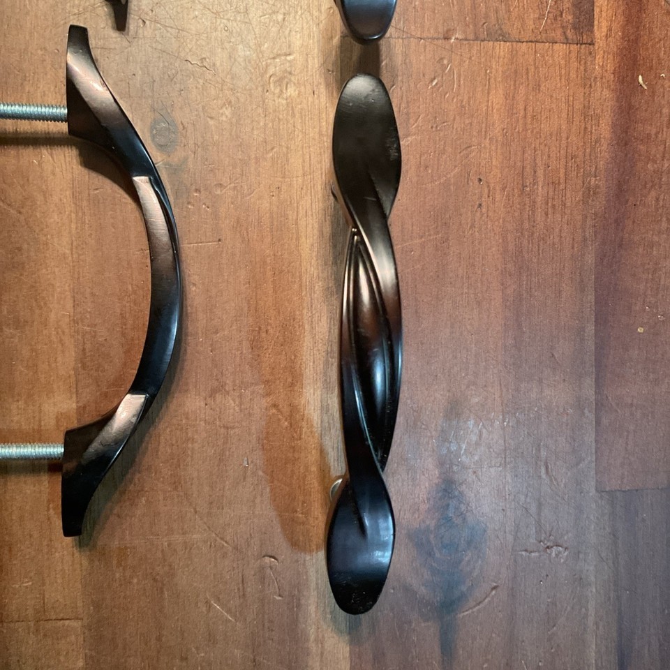 Lot 8 Bronze Tone Twisted Metal Cabinet Door Pulls Handles Mount Screws 3” Apart Item image 6