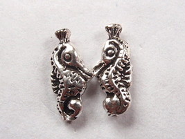 Seahorse Stud Earrings 925 Sterling Silver Corona Sun Jewelry ocean beac... - $4.05
