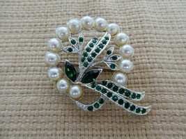 Vintage faux pearl &amp; green rhinestone set in silver tone circle floral b... - £9.61 GBP