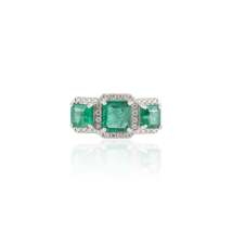 18K Gold Emerald Diamond Three Stone Ring - £2,361.92 GBP