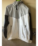 Nike &quot;loose fit&quot; Gray White Windbreaker SZ XXL NWT - $1,823.32 MXN
