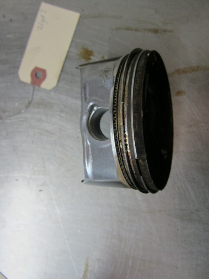 Piston Standard Size For 13-16 Ford Escape  2.5 - $39.55