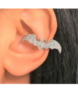 Crystal bat ear cuff - €11,25 EUR