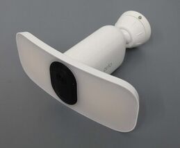 Arlo Pro 3 FB1001 Floodlight Indoor/Outdoor Security Camera - White image 2