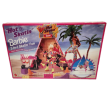 VINTAGE 1995 MATTEL HOT SKATIN BARBIE 2 IN 1 PLAYSET 100% COMPLETE SEALE... - $84.55