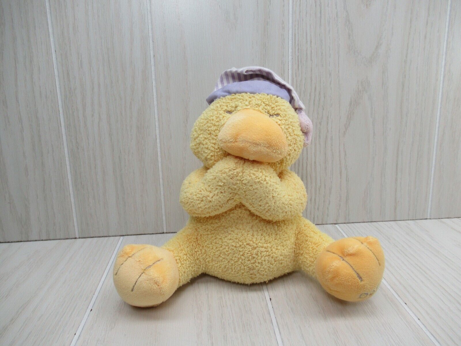 Kids II Dolly Duck praying plush yellow w/ purple hat orange feet prayer WORKS - $24.74