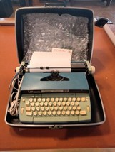 Smith Corona Coronet Super 12 Typewriter W/ Hard Case - £30.48 GBP