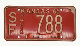Vintage 1965 Kansas Truck License Plate Farm SF-788 Car Tag Rusty Decor - £16.30 GBP