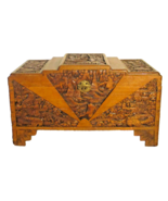 Antique Large Oriental Hand Carved Dragon Stepped Top Camphor Box  - $22,032.88 MXN