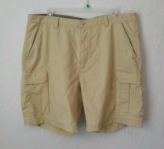 St Johns Bay Men 44 Beige Cargo Shorts Bermudas Pockets Ramie Cotton Zip Up - $15.83
