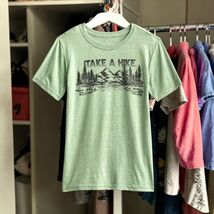 Threads 4 Thought The Essentials Boys Tri-Blend Graphic Tee EUC SIZE 10 - $18.80