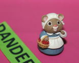 Mouse With Berries Merry Mini Keepsakes Figurine Hallmark QFM8189 1995 M... - $19.79