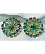 Vintage Light Green Rhinestone Clip On Earrings - Gold Tone Glass Stone ... - €59,66 EUR