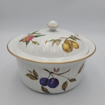 Royal Worcester Lidded Round Casserole 3 Quart Evesham w/Gold 1961 England - £50.49 GBP