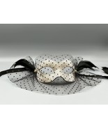 Costume mask in white with voile - £54.87 GBP