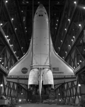 Space Shuttle Orbiter Discovery in vertical position VAB KSC NASA New 8x10 Photo - £6.91 GBP