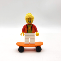 LEGO CITY 1325 Town Stuntz Announcer Dynamo Doug Blonde Hair Skateboard ... - $7.87