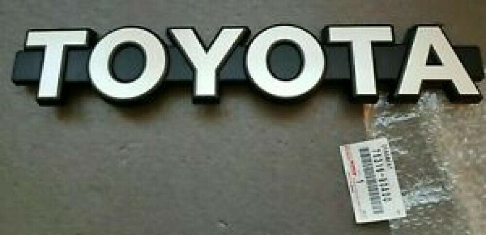 Toyota Genuine OEM Land Cruiser FJ60 1981-1987 Front Grille Emblem ...