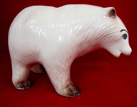 White Polar Bear Vintage Wild Animal Figurine - $468.33 MXN