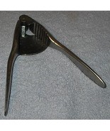 Antique Vintage Harper Kitchen Nut Cracker - $641.10 MXN