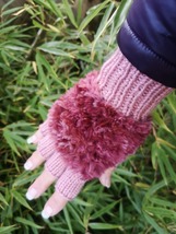 new Marsala Rose Pink Handmade Knitted Fuzzy Plush Half Finger Texting Gloves - £25.55 GBP