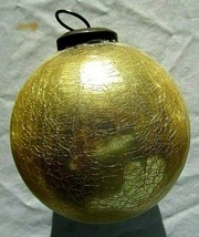 1 Vintage 4&quot; Gold Round Crackle Glass Kugel-Style Christmas Ornament - £11.15 GBP