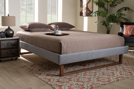 Adler Light Gray Fabric Walnut Brown Queen Size Platform Bed - $5,060.44 MXN