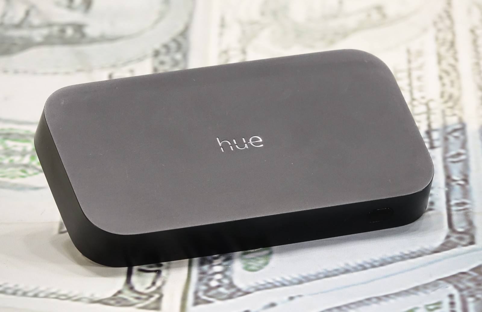 Philips Hue Play HDMI Sync Box 555227 Black #D2 - $86.39