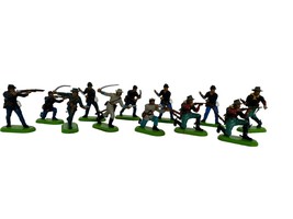 Britains Civil War Toy Soldiers Figurines Lot of 12 Military Diorama Men 1971 - £59.30 GBP